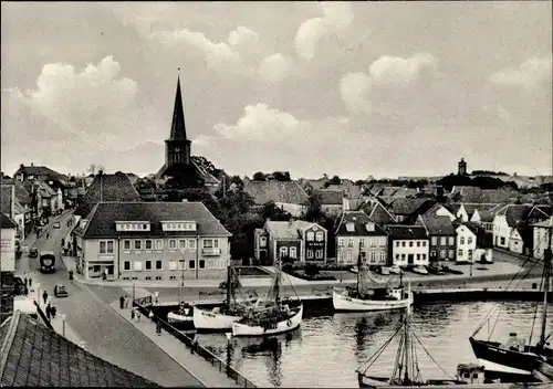 Ak Neustadt in Holstein, Stadt der Europäischen Trachtenwoche, Teilansicht, Hafen