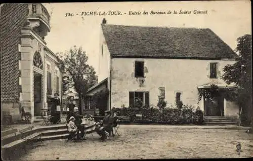 Ak Vichy la Tour Allier, Entree des Bureaux de la Source Gannat