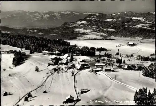 Ak Sulzberg in Vorarlberg, Panorama vom Ort