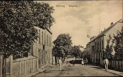 Ak Bitburg in der Eifel, Burgweg