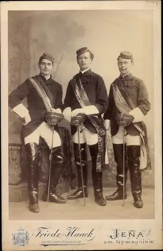 Kabinettfoto Studenten mit Degen, Standportrait, Jena