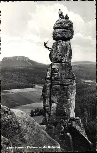 Ak Pfaffendorf Königstein an der Elbe Sächsische Schweiz, Kletterer an der Barbarine