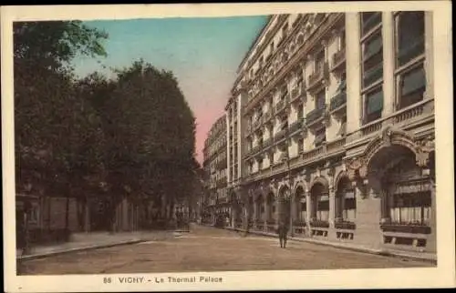 Ak Vichy la Tour Allier, Le Thermal Palace