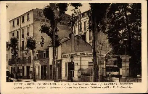 Ak Vichy Allier, Hotel de Monaco, Rue Marechal Petain