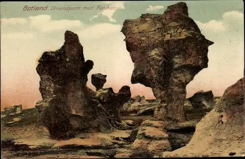 Ak Gotland Schweden, Strandparti med Raukar, Felsformationen