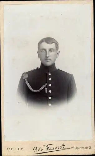 CdV Soldat in Uniform, Celle