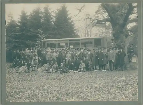 Foto Ratekau in Holstein, Blüchereiche, Blücherstein, Ausflugsgesellschaft Himmelfahrt 1926, Autobus