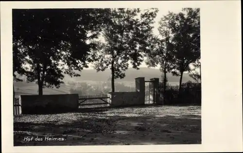 Ak Jöhstadt im Erzgebirge Sachsen, Landheim der Leipziger Nicolaischule, Hof