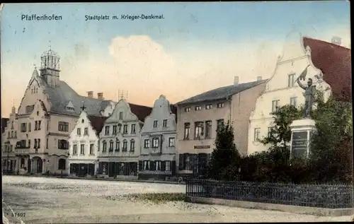 Ak Pfaffenhofen an der Ilm Oberbayern, Stadtplatz mit Kriegerdenkmal