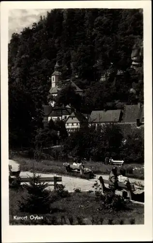 Ak Oybin in der Oberlausitz, Zittauer Gebirge mit Kirche und Anlagen