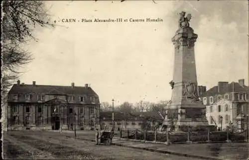 Ak Caen Calvados, Place Alexandre III, Caserne Hamelin