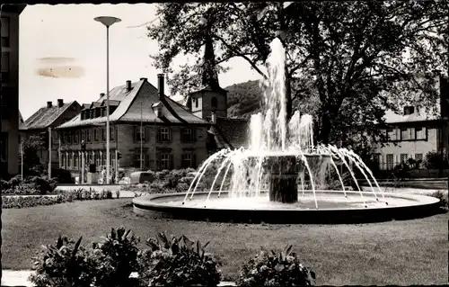 Ak Bad Kissingen Unterfranken Bayern, Postplatz, Brunnen