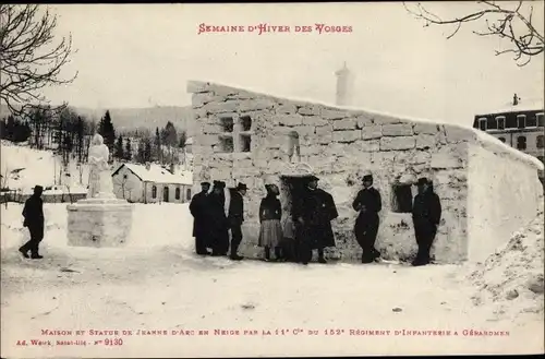 Ak Gérardmer Lothringen Vosges, Maison et Statue de Jeanne d'Arc en Neige