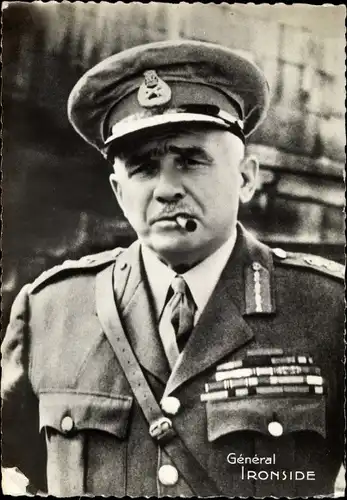 Ak Britischer General Edmund Ironside, Portrait in Uniform mit Zigarre