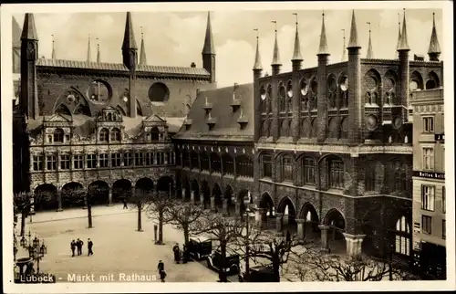 Ak Hansestadt Lübeck, Markt, Rathaus, Hotel Viktoria
