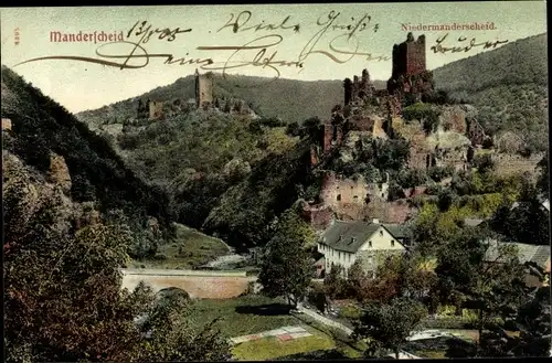 Ak Manderscheid, Blick zum Ort, Brücke, Fluss, Ruine, Burg, Wald