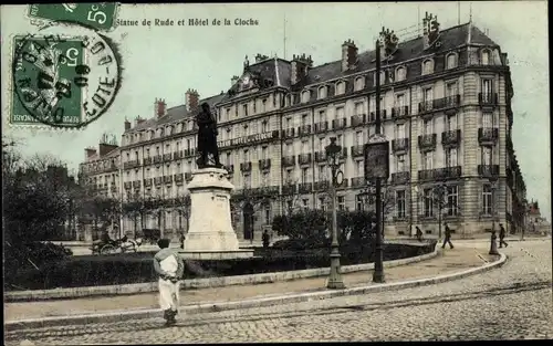 Ak Dijon Côte d'Or, Statue de Rude, Hotel de la Cloche