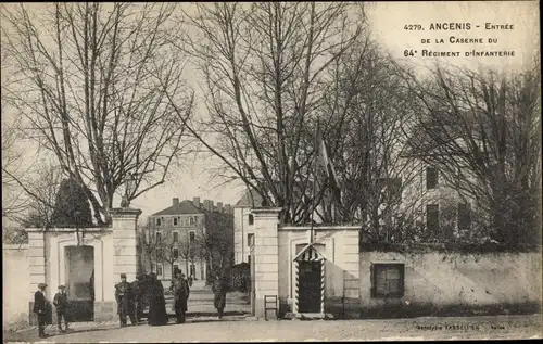 Ak Ancenis Loire-Atlantique, Entree de la Caserne du 64 Regiment d'Infanterie