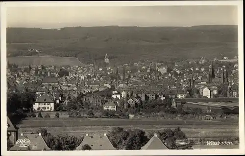 Ak Wiesbaden in Hessen, Panoramablick von Süden