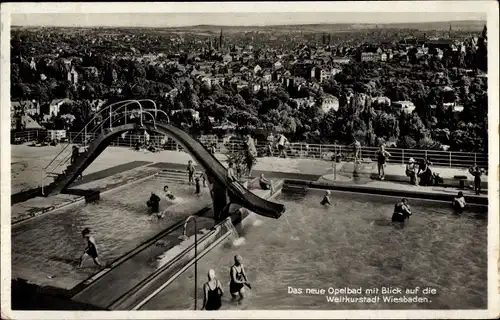 Ak Wiesbaden in Hessen, Das neue Opelbad, Blick auf die Stadt