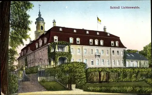 Ak Lichtenwalde Niederwiesa im Kreis Mittelsachsen, Blick auf das Schloss