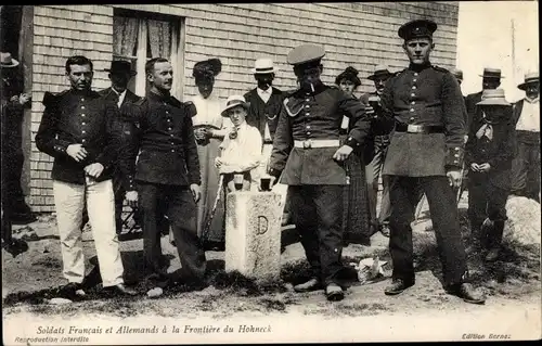 Ak Vosges, Soldats Francais et Allemands à la Frontière