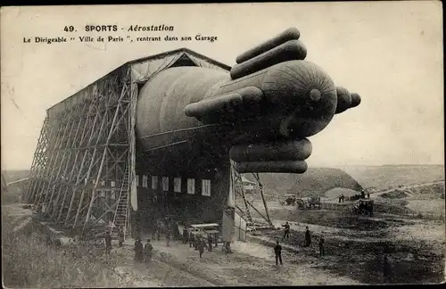 Ak Aerostation, Le Dirigeable Ville de Paris, rentrant dans son Garage, französ. Luftschiff