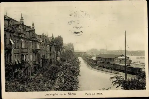 Ak Ludwigshafen am Rhein, Partie am Rhein