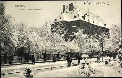 Ak Lutherstadt Eisleben, Luther-Gymnasium im Schnee