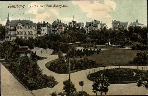 Ak Flensburg in Schleswig Holstein, Partie aus dem Stadtpark