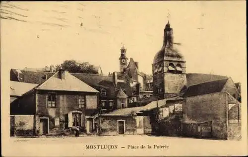 Ak Montluçon Allier, Place de la Poterie