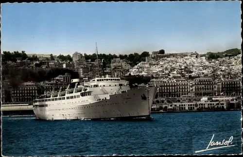 Ak Algier Alger Algerien, das Passagierschiff Kairouan vor Anker