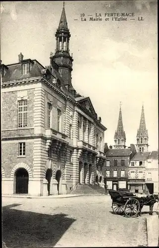 Ak La Ferte Mace Orne, La Mairie et l'Eglise