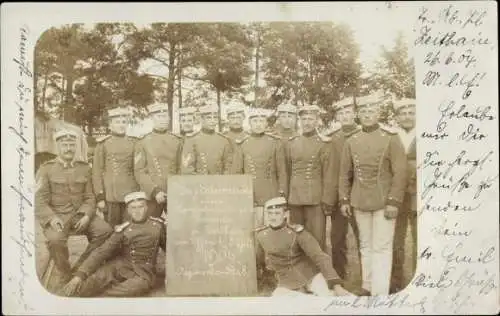 Foto Ak Deutsche Soldaten in Uniformen, Gruppenbild