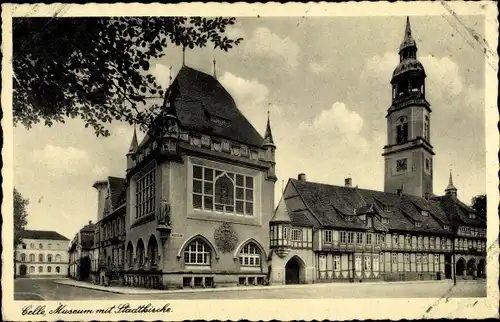 Ak Celle in Niedersachsen, Museum mit Stadtkirche