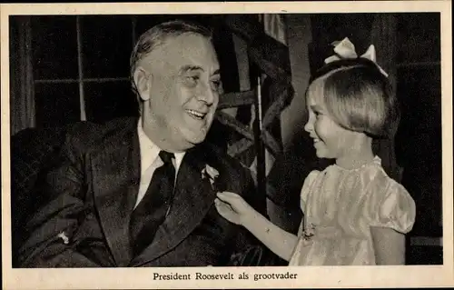 Ak President Roosevelt als grootvader, Portrait mit Enkeltochter