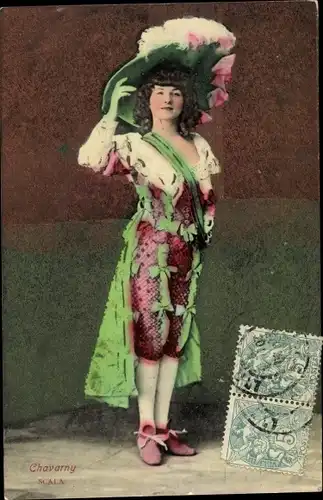 Ak Schauspielerin Chavarny, Scala, historisches Kostüm