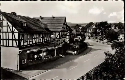 Ak Rengshausen Knüllwald in Hessen, Straßenpartie, Geschäft, Schaufenster