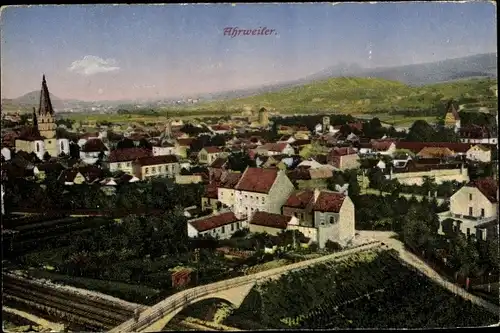 Ak Bad Neuenahr Ahrweiler, Blick über die Stadt hinweg