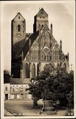 Ak Prenzlau Uckermark, Blick zur St. Marienkirche