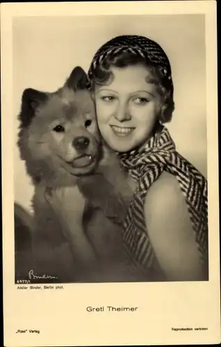 Ak Schauspielerin Gretl Theimer, Portrait, Hund