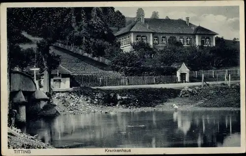 Ak Titting in Oberbayern, Blick zum Krankenhaus