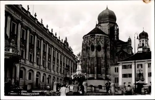 Ak Passau Niederbayern, Blick auf die Kirche am Residenzplatz