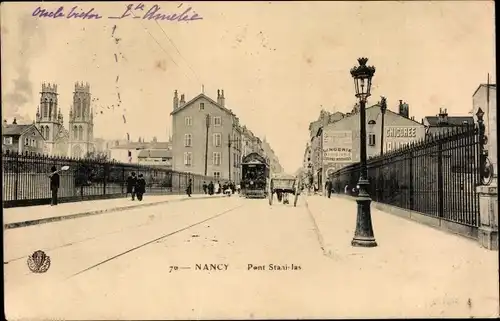 Ak Nancy Meurthe et Moselle, Straßenbahn auf der Brücke, Straßenpartie