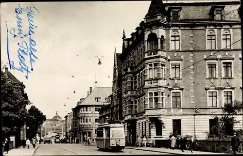 Ak Nordhausen in Thüringen, Karl Marx Straße mit Brücke des Friedens, Straßenbahn 30