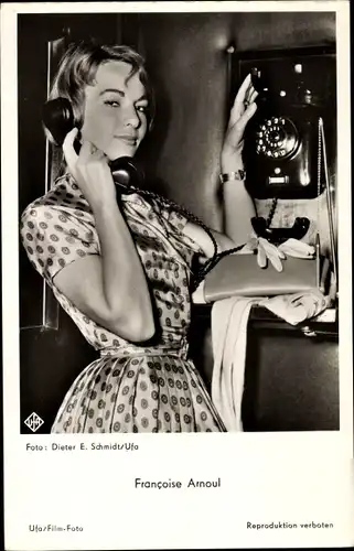 Ak Schauspielerin Francoise Arnoul, Telefon, Portrait