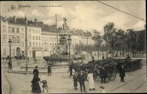 Ak Bruxelles Brüssel, Fontaine de Brouckere, Kutschen