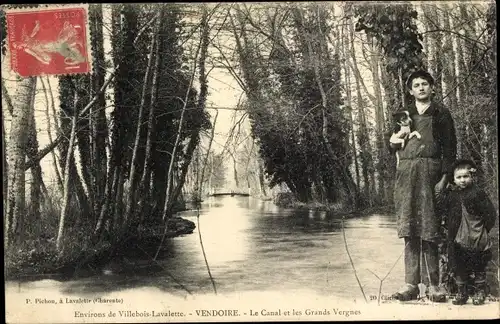 Ak Vendoire Dordogne, Le Canal et les Grands Vergnes