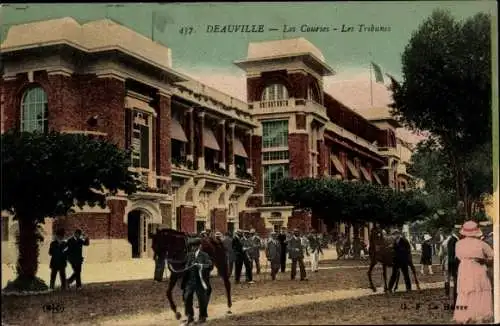 Ak Deauville Calvados, Les Courses, les Tribunes, Pferderennbahn