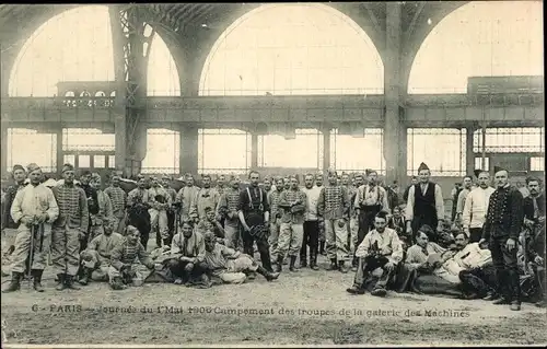 Ak Paris, Journée du 1 Mai 1906, Campement des troupes de la galerie des Machines